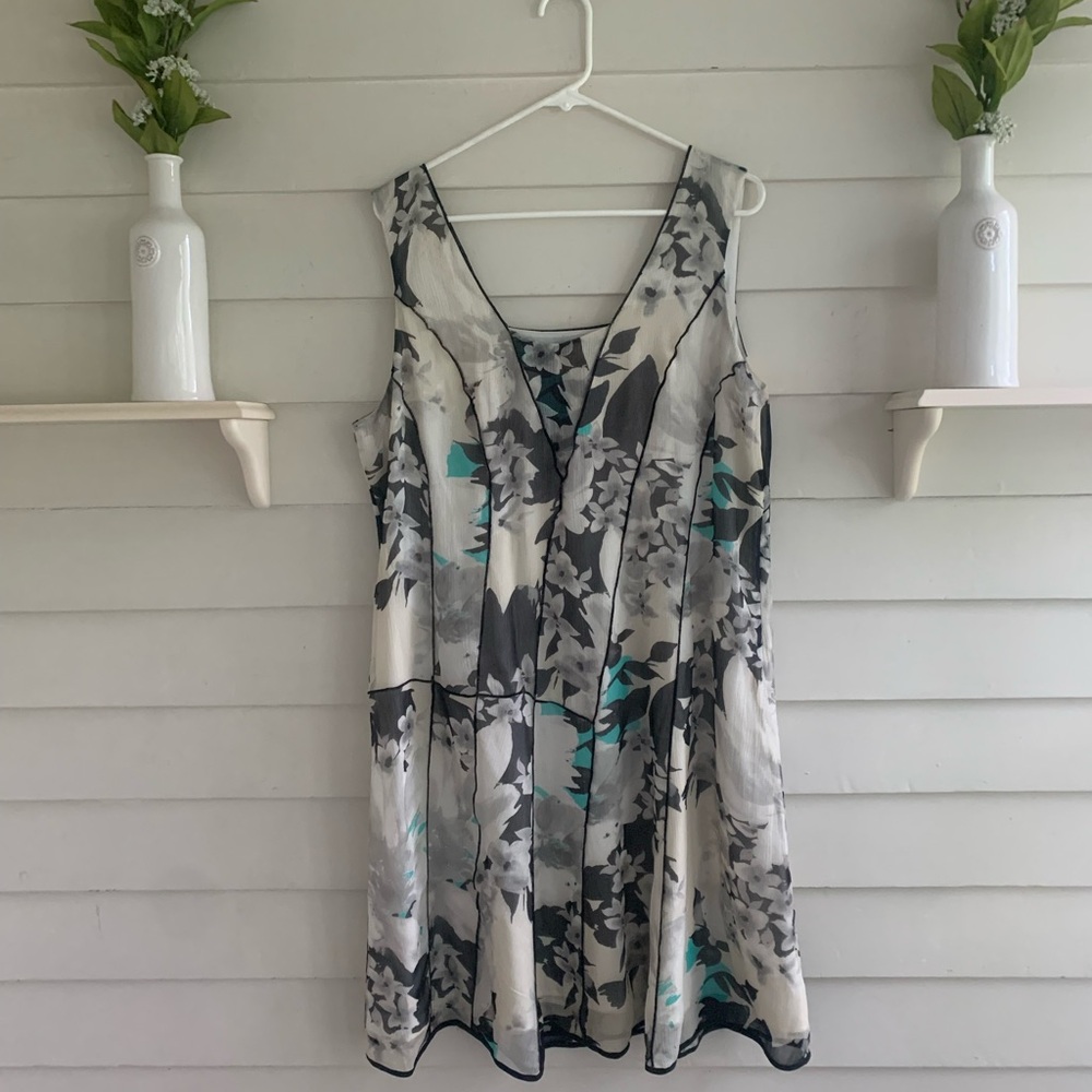 Sundance Silk Sleeveless Floral Dress Size 16 NWT